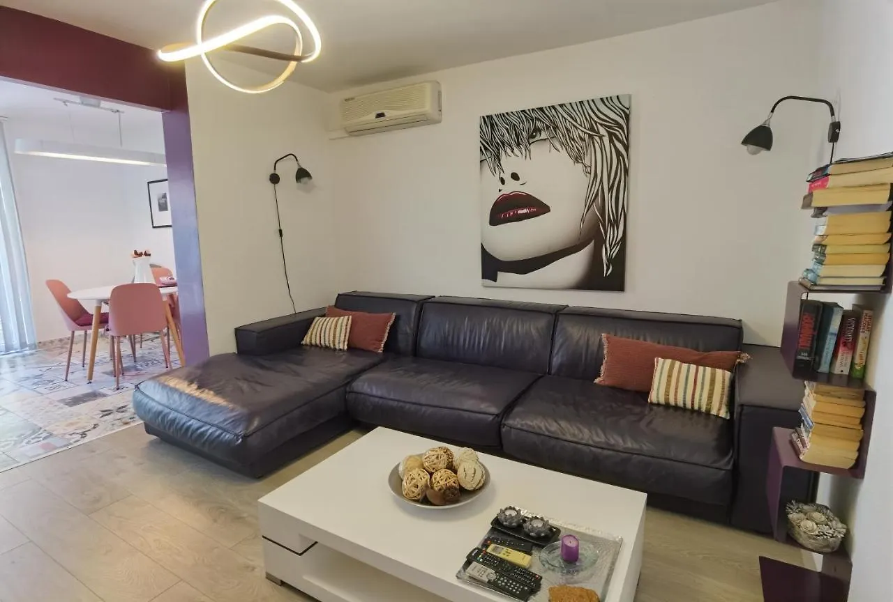 פולה Pine And Lime Apartments 0*,