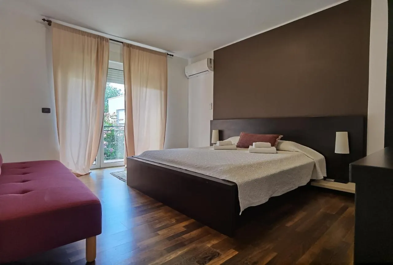 פולה Pine And Lime Apartments