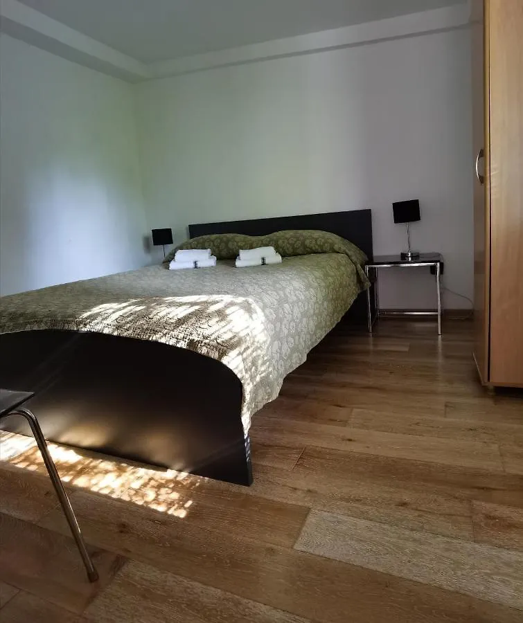 פולה Pine And Lime Apartments 0*,  קרואטיה