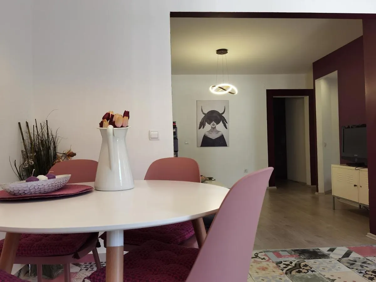 פולה Pine And Lime Apartments