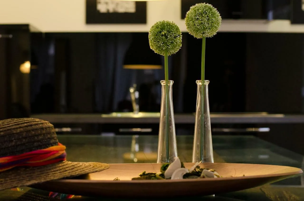 פולה Pine And Lime Apartments 0*,
