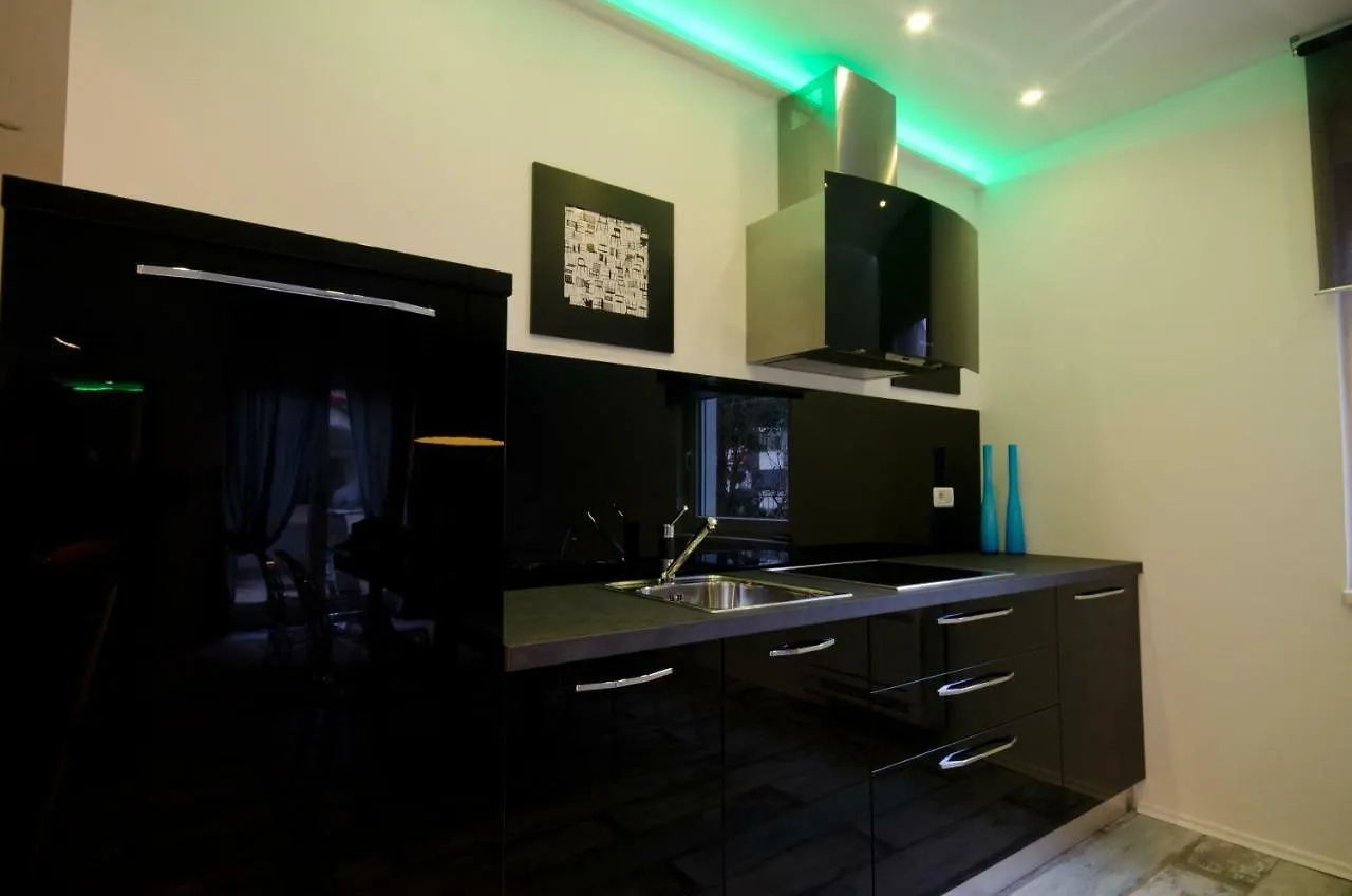 פולה Pine And Lime Apartments